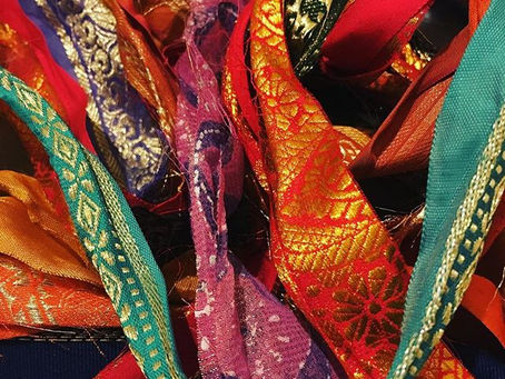 Rotating Lantern Vs Long Tassels