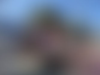 Carrozas empiezan a montarse para la celebración de la Guacherna