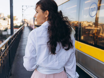 Navigating Europe Like a Local: The 5 Essential Apps for Stress-Free Travel