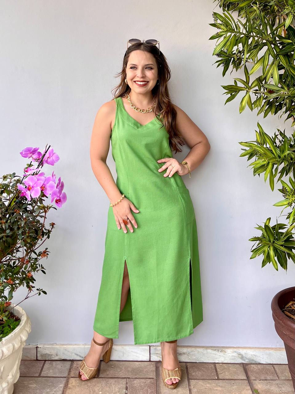Miniatura: | Vestido Andorinha |