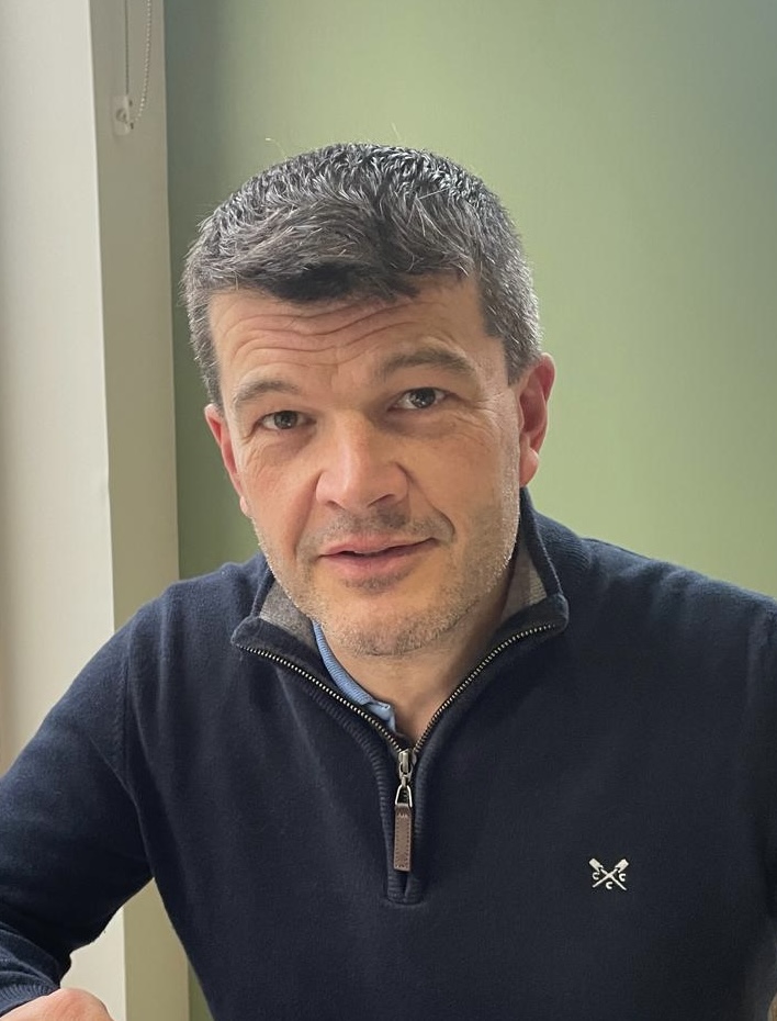 Writer: Simon Drinkwater