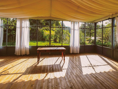 【 詩肯地板 | 柚木地板讓你慢下腳步 】