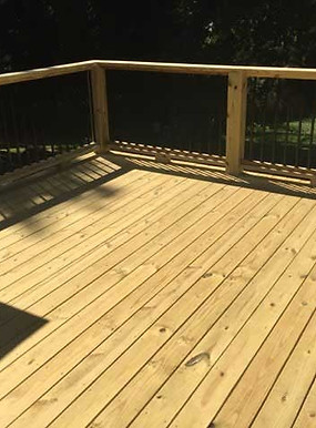 deck-stained-and-refinished-by-novacraft-construction-dayton-ohio