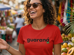 Mulher brasileira vestinfo camiseta guaraná da coleção brasilidade da 4life Creative