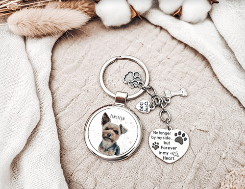 Custom Pet Portraits Memorial Keychain | Tiffany Dnaka |