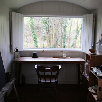 WINE MAKERS CABIN INTERIOR DESK