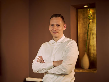 Ondřej Lenc - Zakladatel a masér s vášní pro péči o vaše zdraví a pohodu.