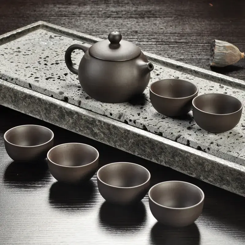 Thumbnail: Yixing Purple Sand Tea Set / Čajová sada z fialové hlíny Yixing