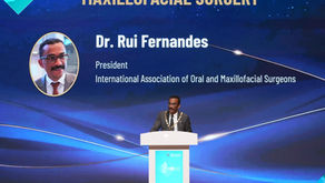 Rui Fernandes at the podium at the ACOMS conference