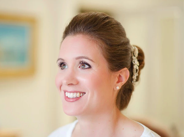 Hair & Makeup by Antonia