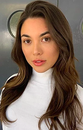 Hair & Makeup By Laura