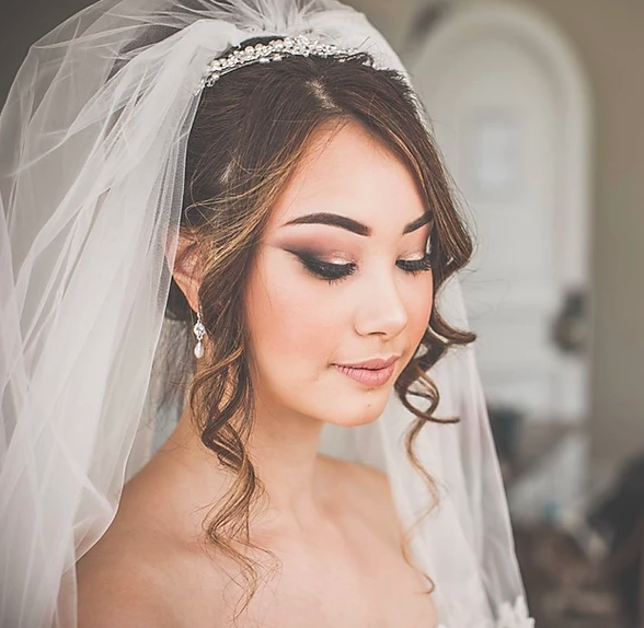 Hair & Makeup by Leigh