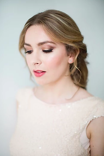 Hair & Makeup by Jess