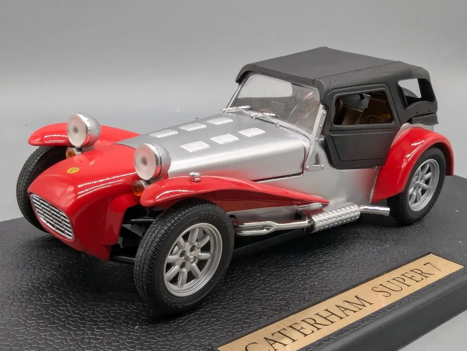 Caterham Super Sever Open Top 1957-1973 1:18 Anson