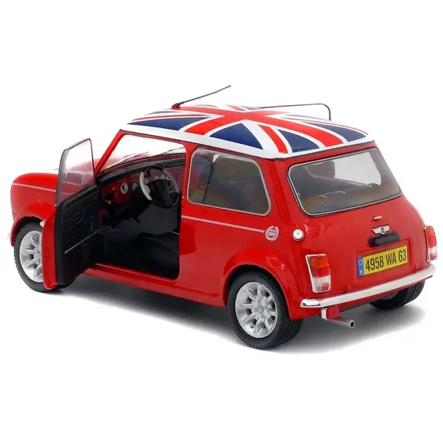 Mini Cooper 1.3i Sport Pack 1:18 Solido