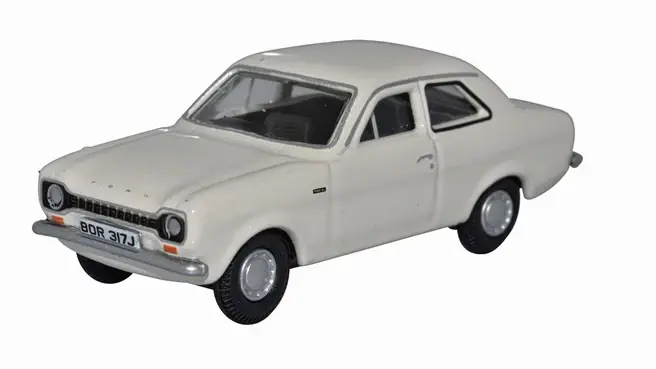 Ford Escort Mk1 (Ermine White) 1:76 Oxford