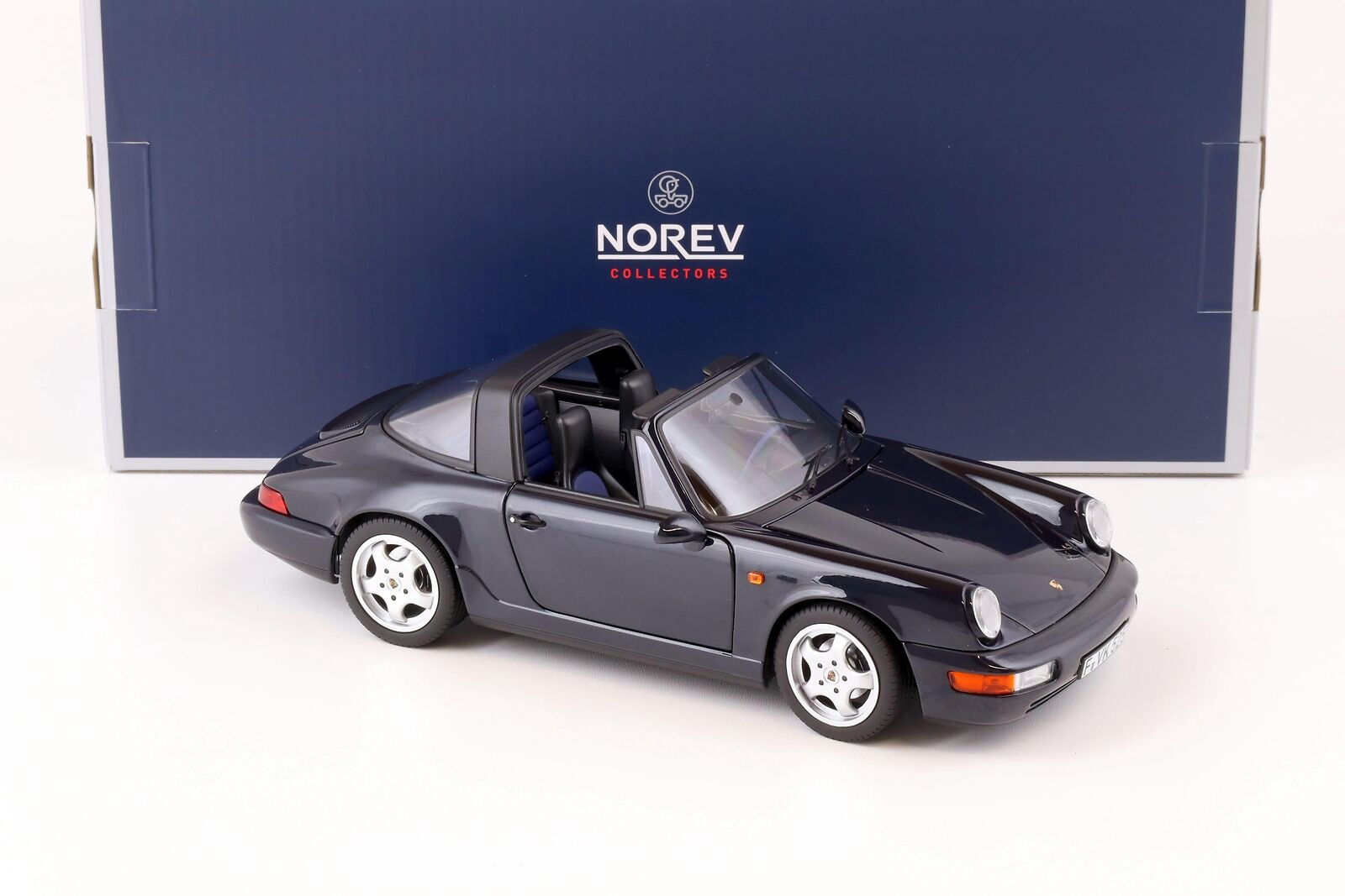 Porsche 911 Carrera 4 targa 1991 (Blue Metallic) 1:18 Norev