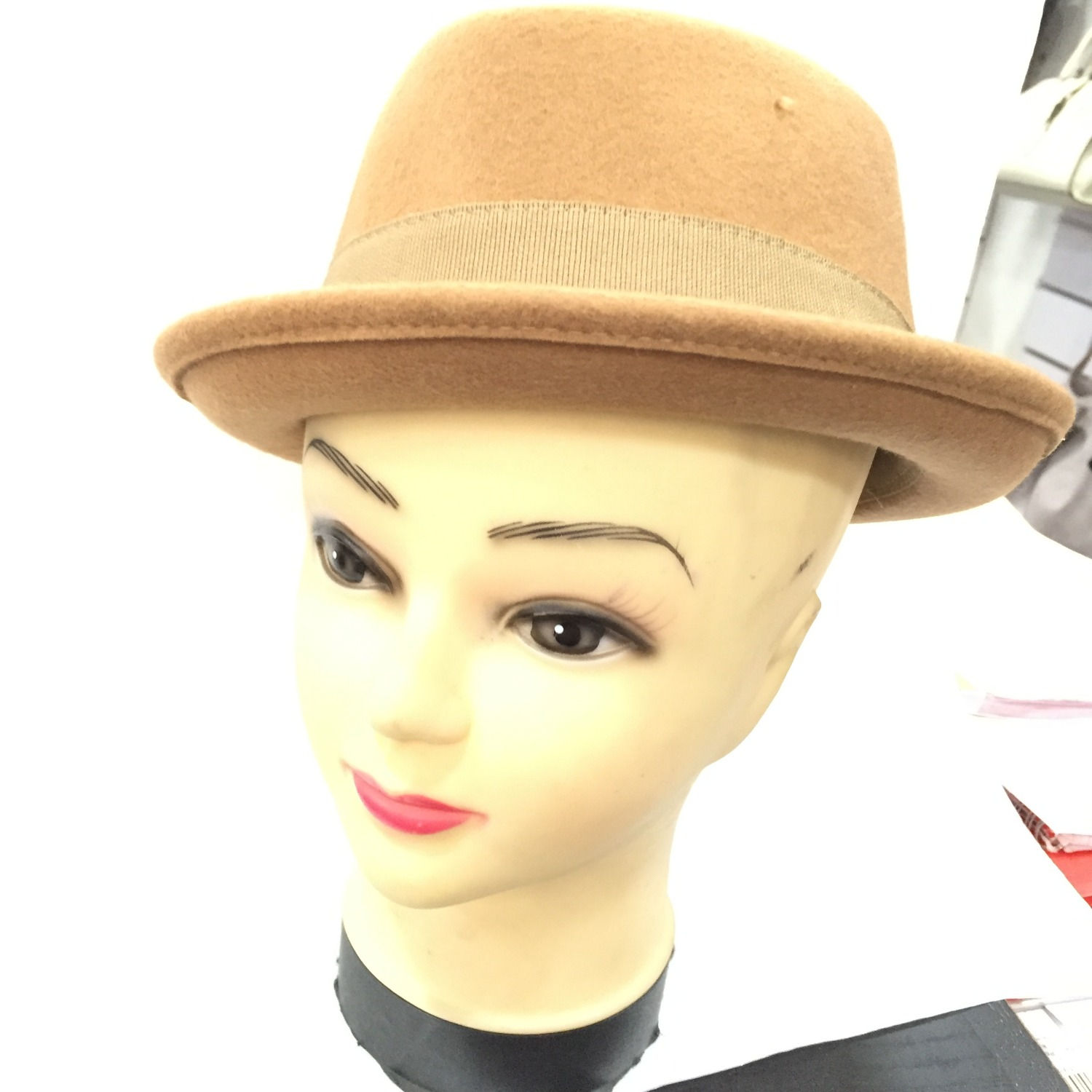 CHAPEAU_BEIGE