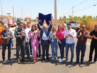 Ibaneis Rocha inaugura marginal da BR-040
