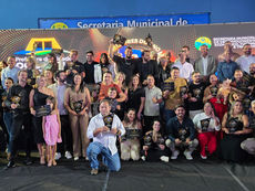 PREFEITURA E ACIMCO PREMIA OS MELHORES DO ANO DE 2025