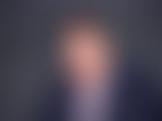 Quando Fábio Corrêa assumiu a Prefeitura de Cidade Ocidental, o município enfrentava um cenário de abandono administrativo, ruas esburacadas, obras inacabadas e serviços públicos precários. A cidade, que crescia rapidamente, havia perdido o ritmo da própria expansão.   Escolas superlotadas, falta de médicos, unidades de saúde desativadas e bairros inteiros sem pavimentação refletiam o descaso de gestões anteriores.