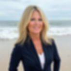 victoriabrannonrealtorheadshotbeachblazer.jpg