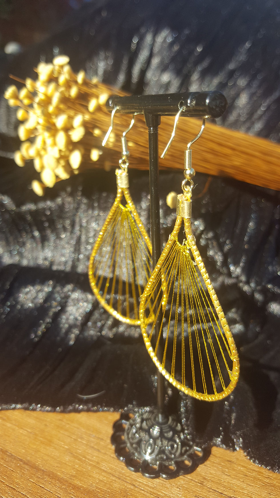 Thumbnail: Simple water drop style Capim earrings