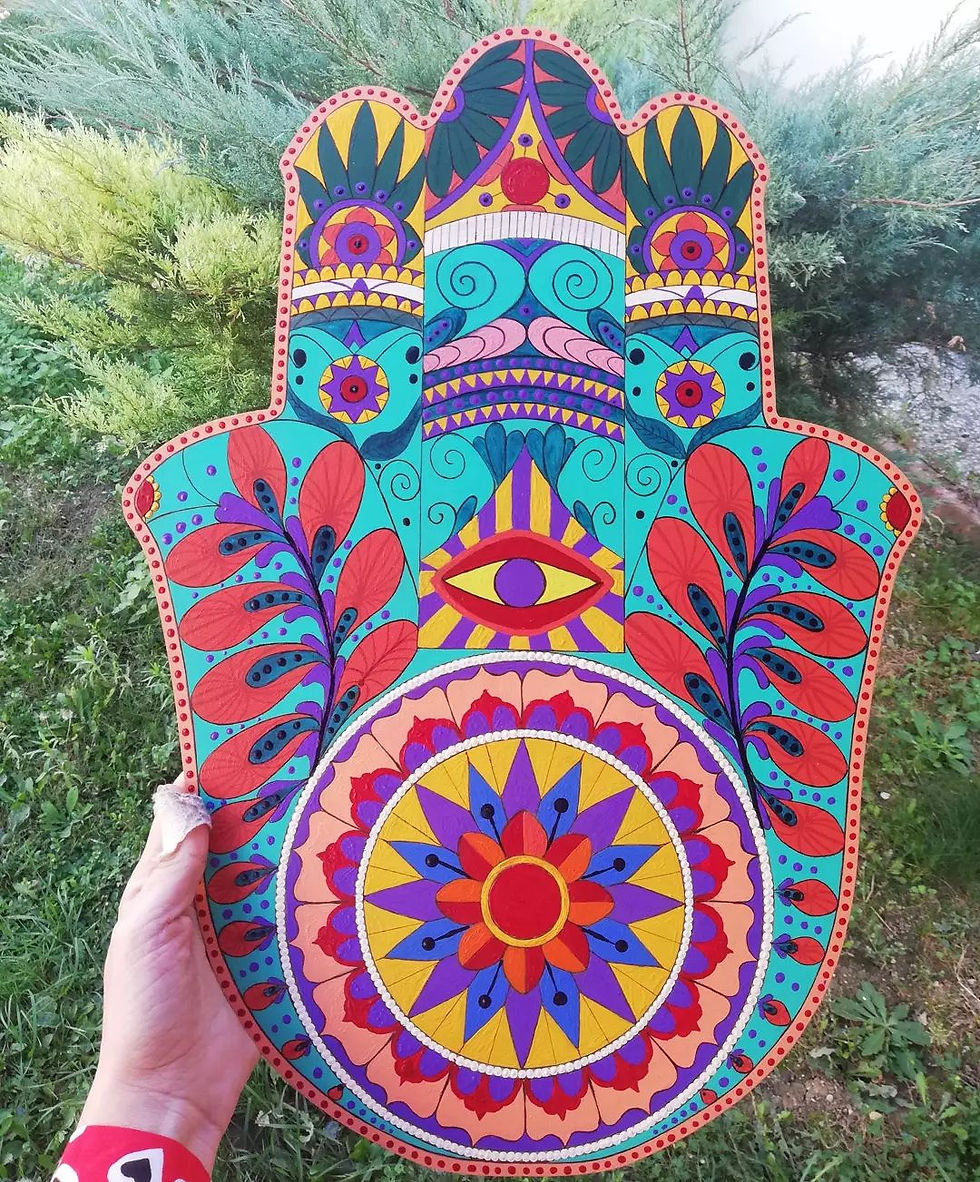 Fatma Ana Eli Duvar Süsü