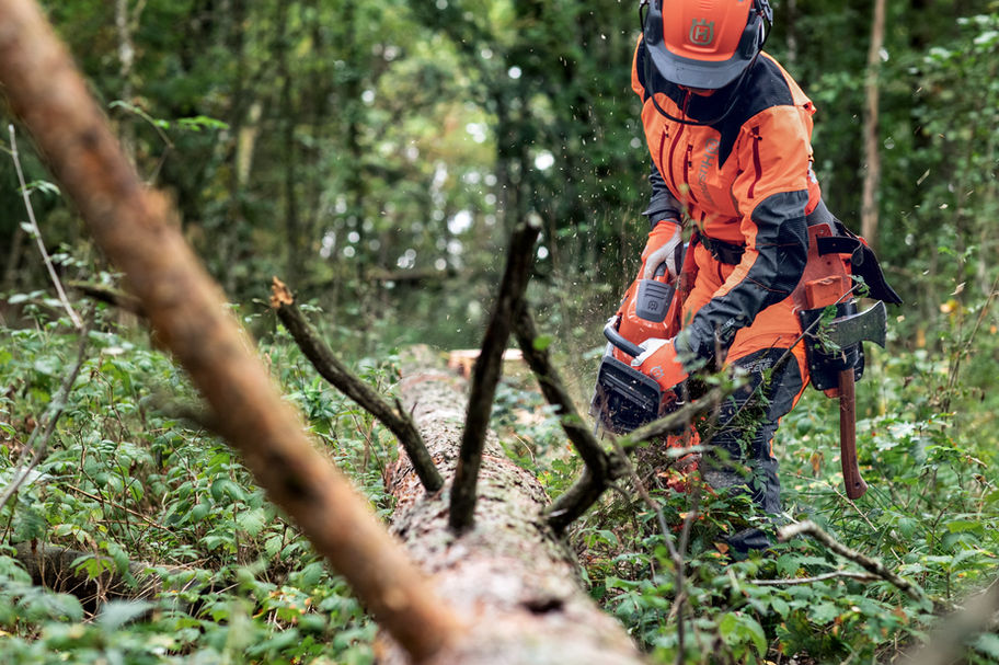 Husqvarna 550XP Mark II Chainsaw