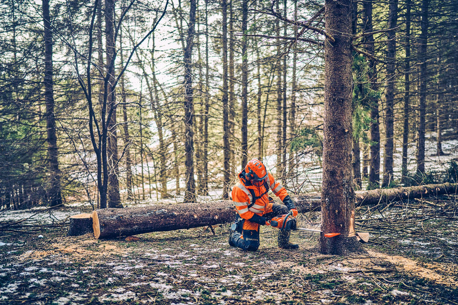 Husqvarna 562XP Mark II Gas Powered Chainsaw