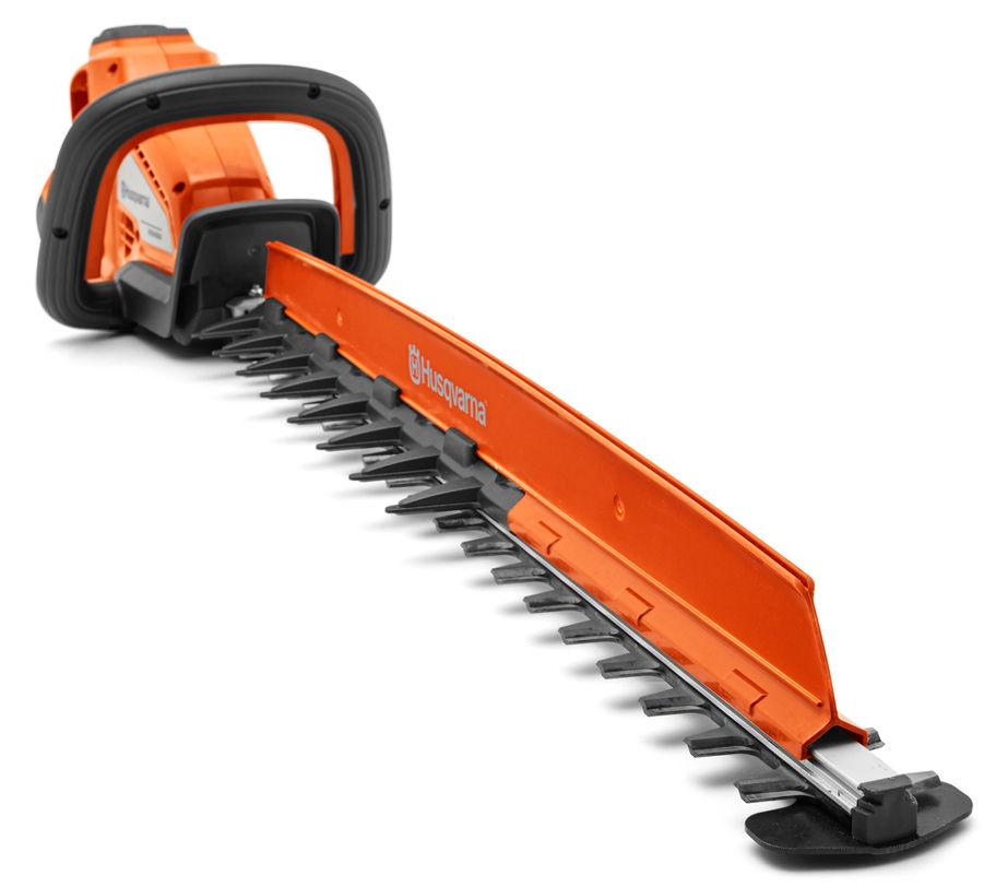 Husqvarna 320iHD60 Hedge Master Battery Powered Hedge Trimmer Kit with Branch Sweeper
