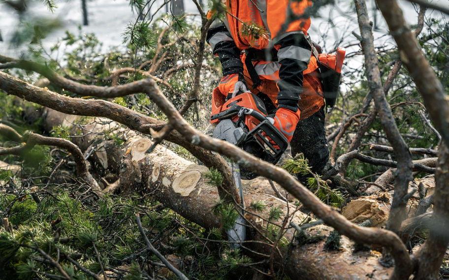 Husqvarna 550XP Mark II Chainsaw