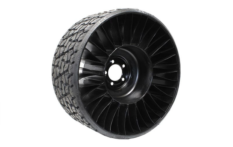 Hustler Super SF Michelin X-Tweel Turf Tire