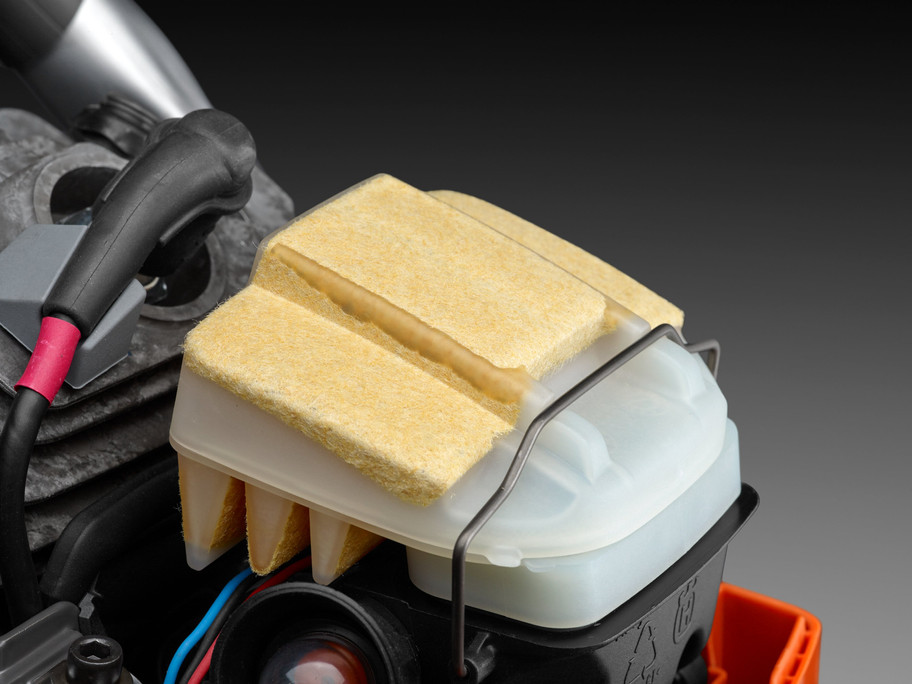 Husqvarna 565 Gas Powered Chainsaw
