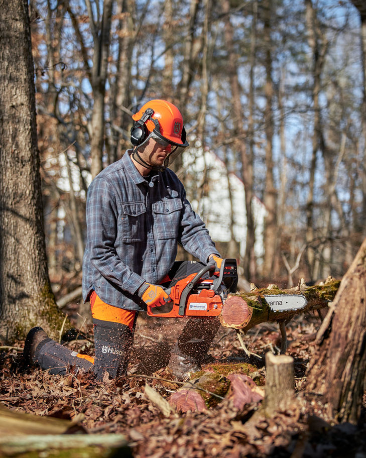 Husqvarna 440 Gas Powered Chainsaw