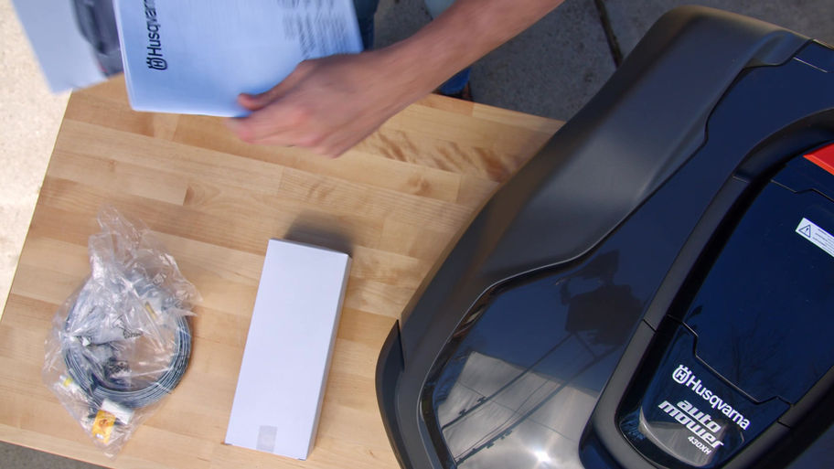 Husqvarna AutoMower 430XH Battery Powered Robotic Mower