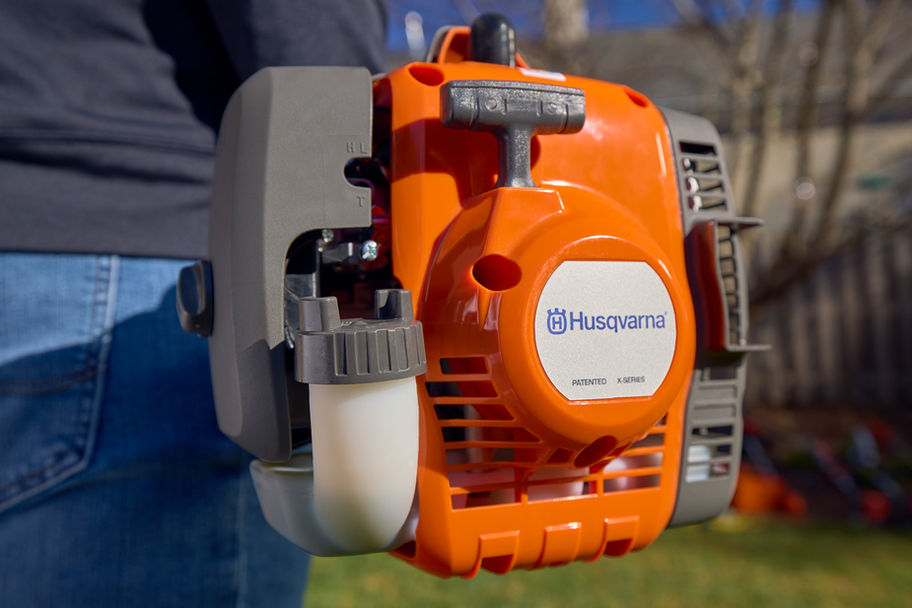 Husqvarna 122L Gas Powered Grass Trimmer