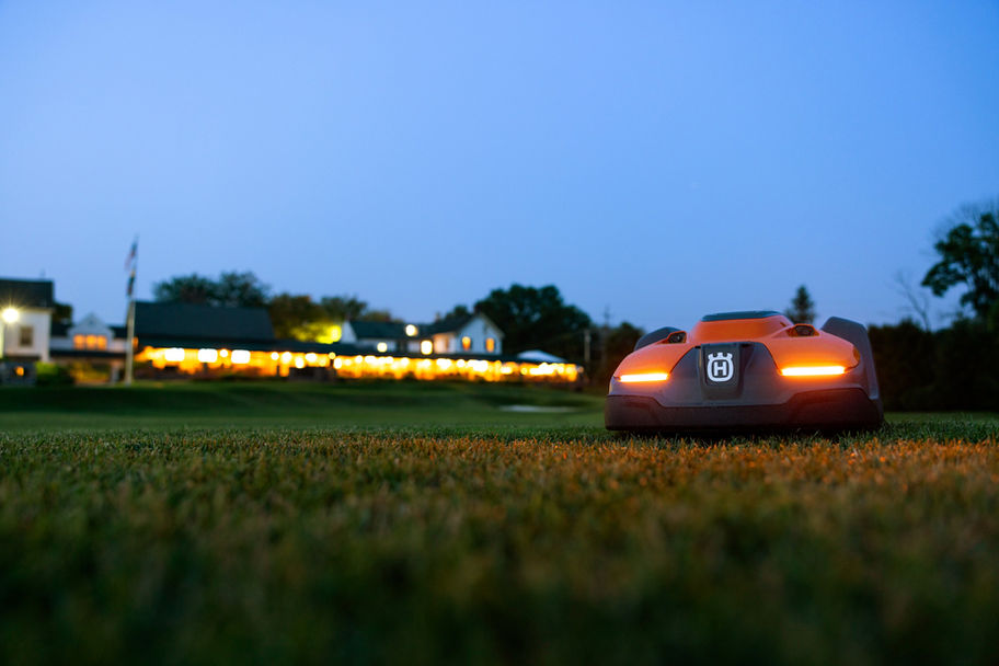 Husqvarna 550 Battery Powered Robotic Mower