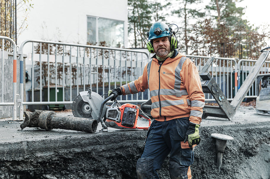 Husqvarna K 1 PACE Battery Powered Power Cutter Saw Options