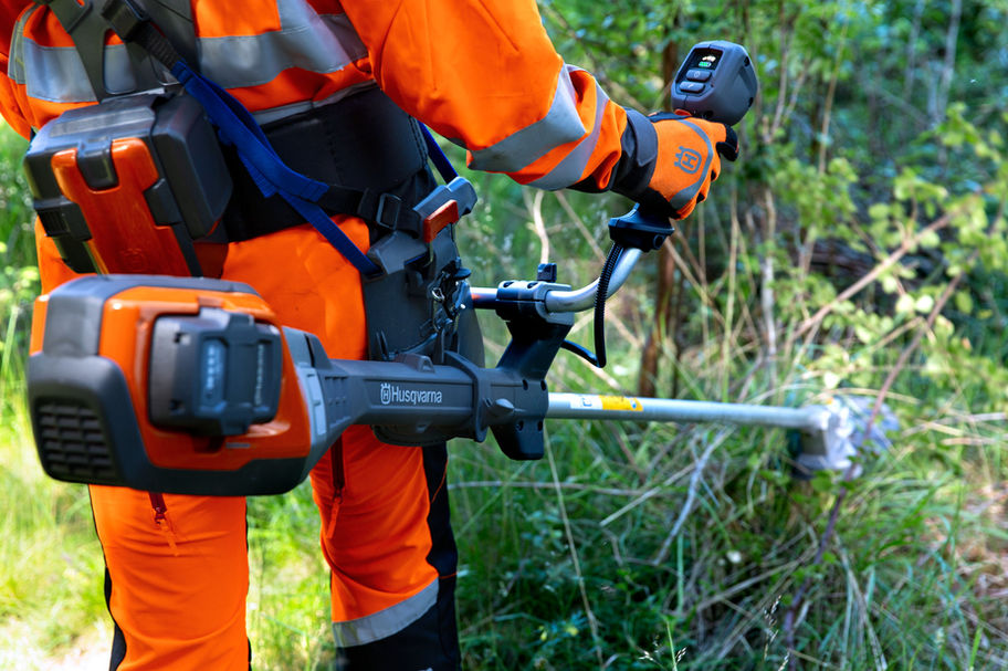 Husqvarna 535iFR Battery Powered Brushcutter