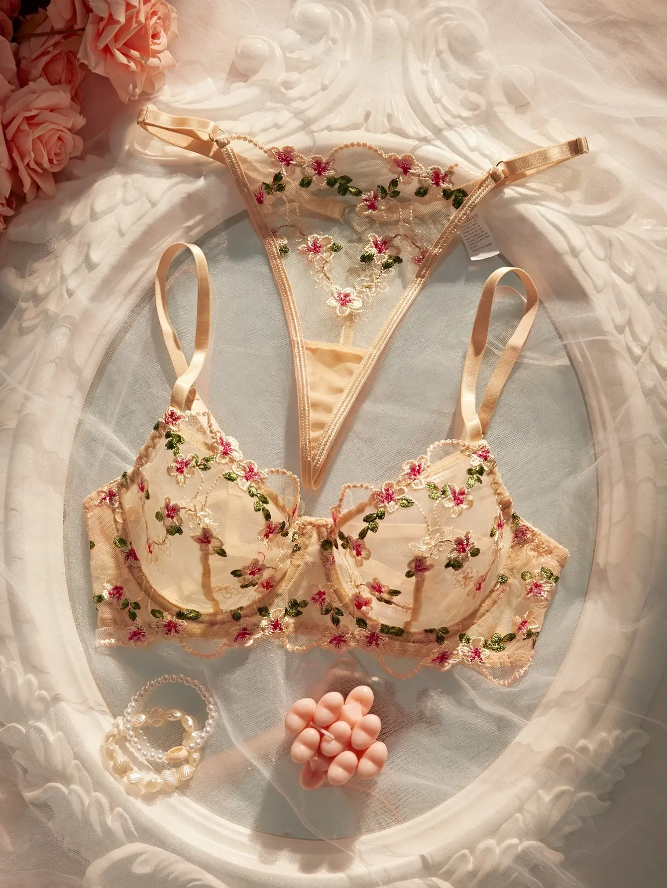 Set Abril · Malla Bordado Floral