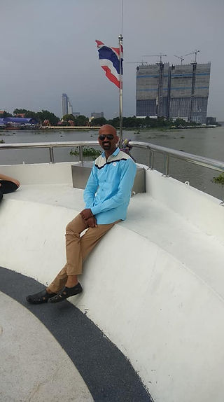 thai boat.jpg