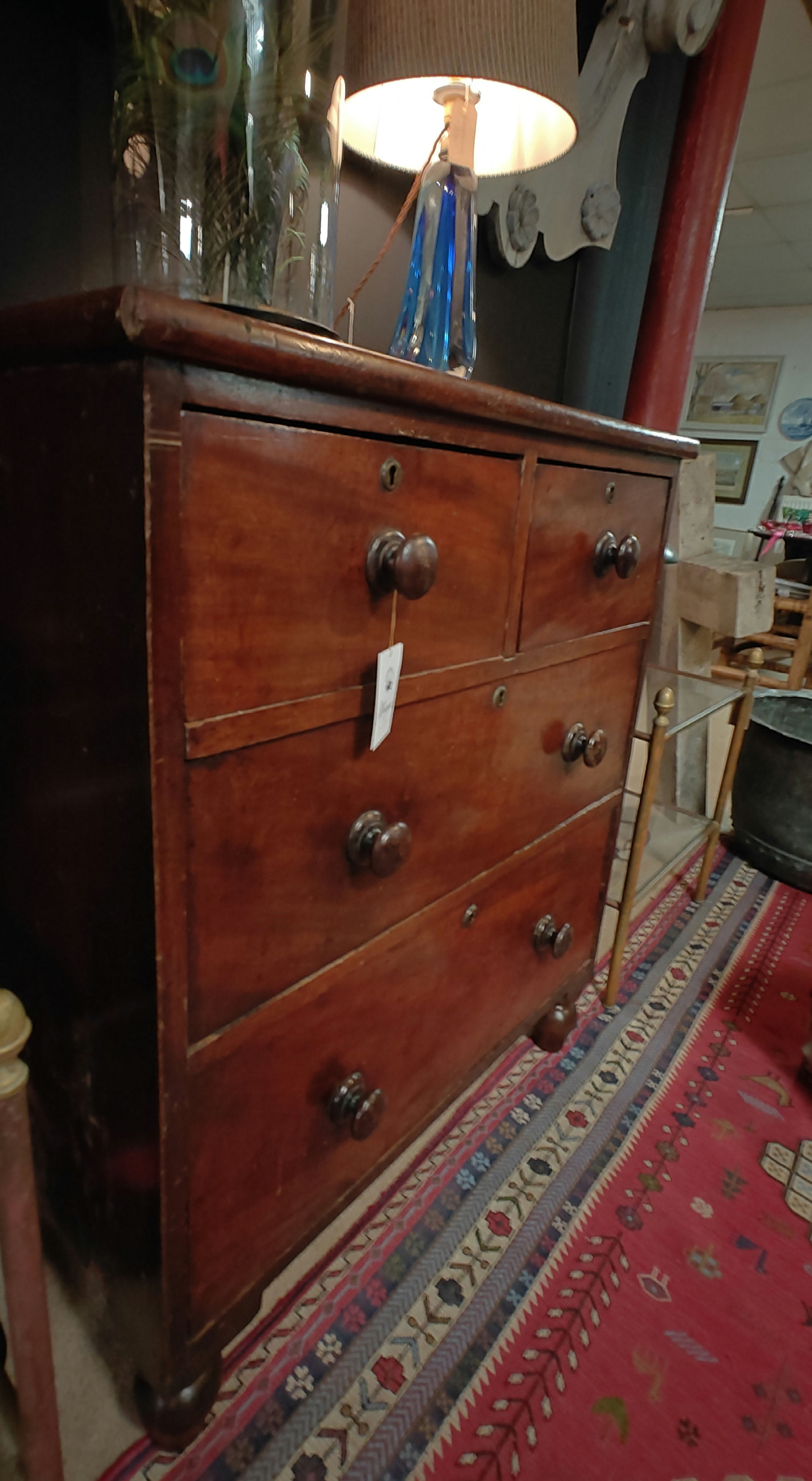 Victorian chest of drawers