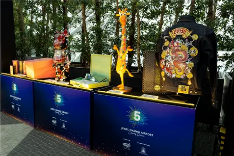 JEWEL 5TH ANNIV- 04