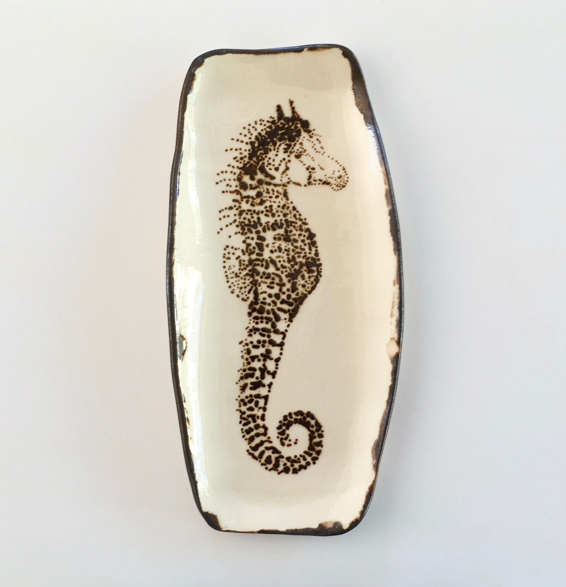 I am Porcelain who wants to be Enamel - plate