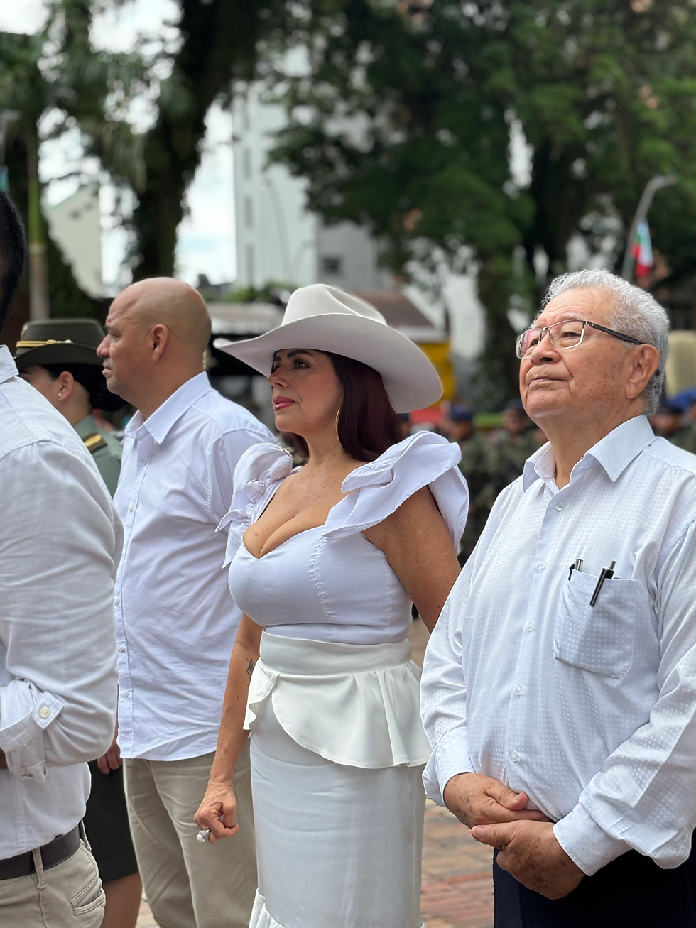 ALCALDIA VILLAVICENCIO RECONOCE A DIRECTORA DE VILLAVO FASHION ® 