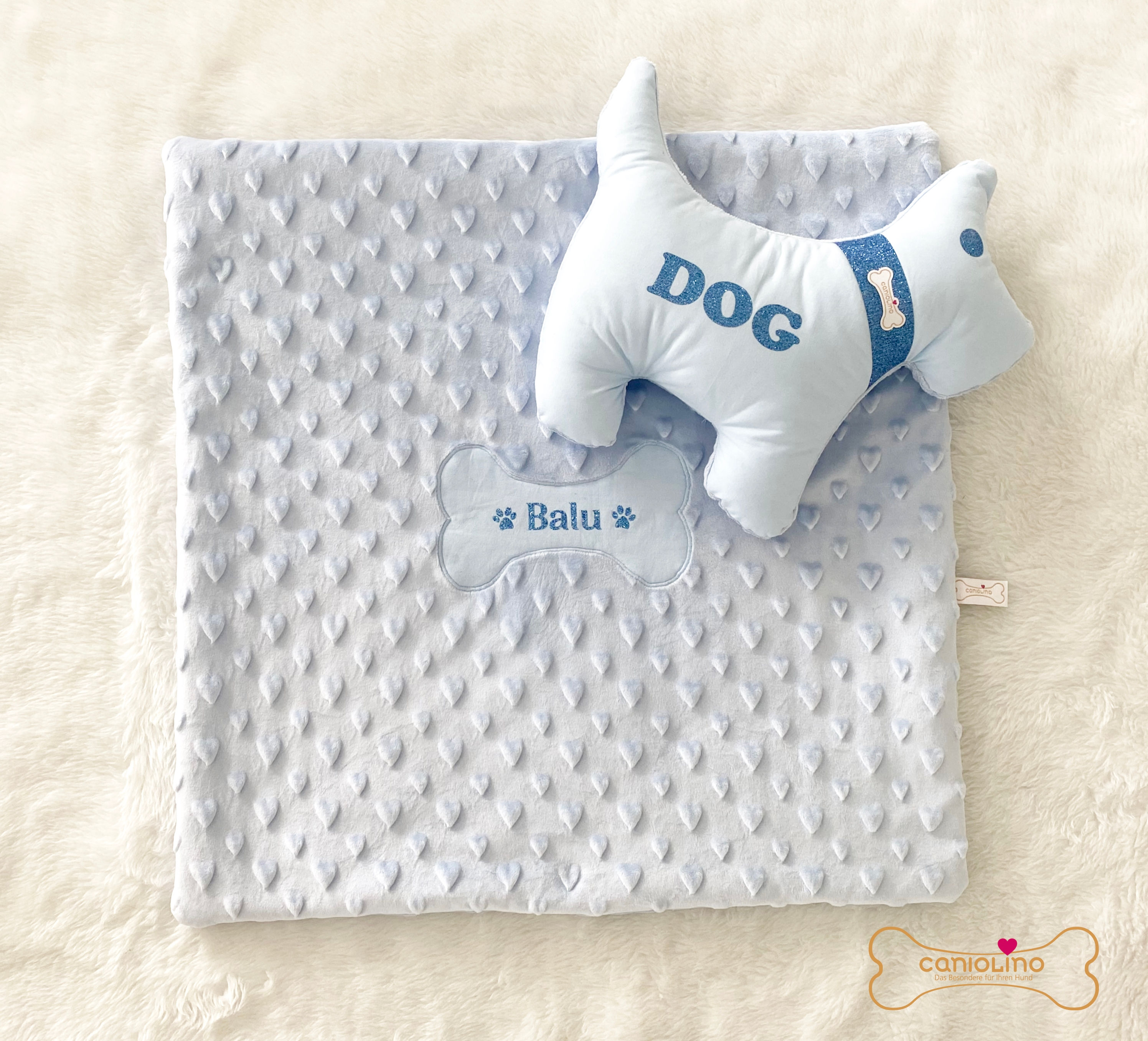 Hundedecke Hellblau/Herzen