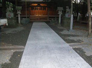 jinjya-L.jpg