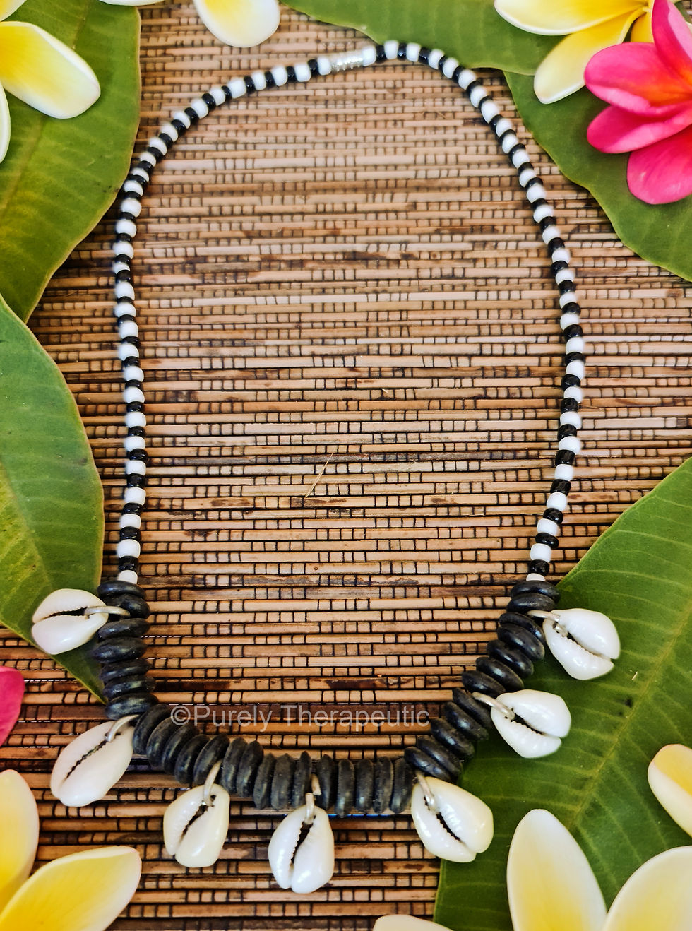 Cowrie_Shell_Necklace