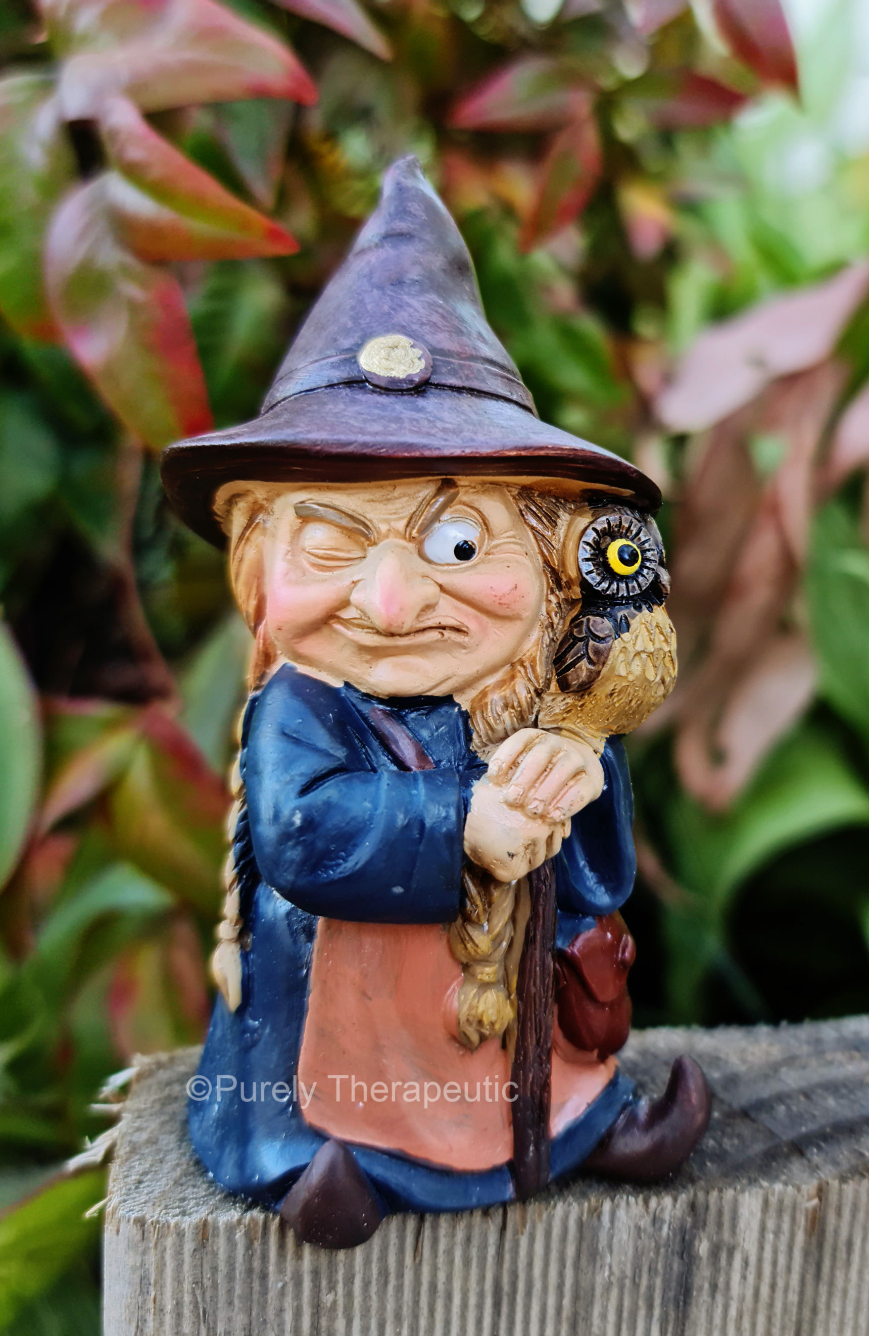 Witch_with_Owl_Figurine